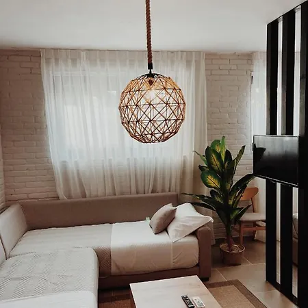 Nereus Luxury Vlorë