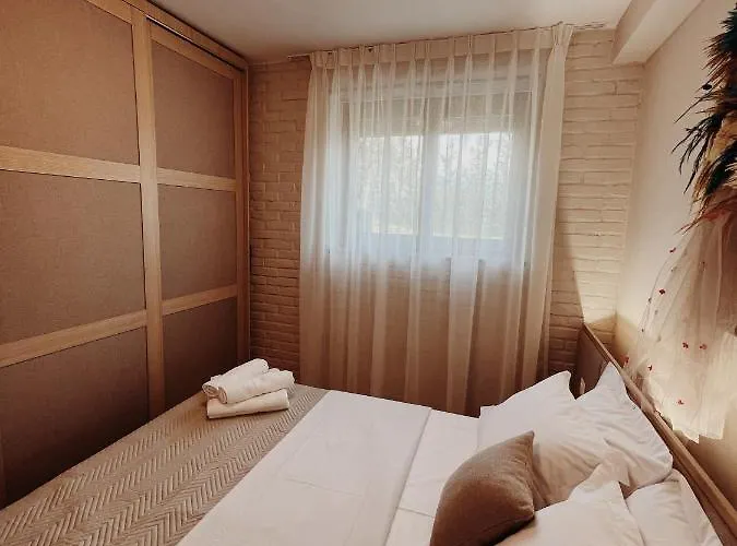 Nereus Luxury Apartamento Vlorë