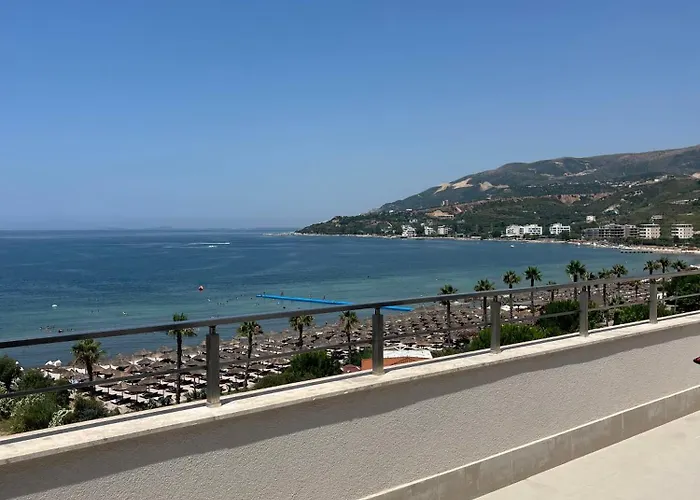 Nereus Luxury Apartamento Vlorë